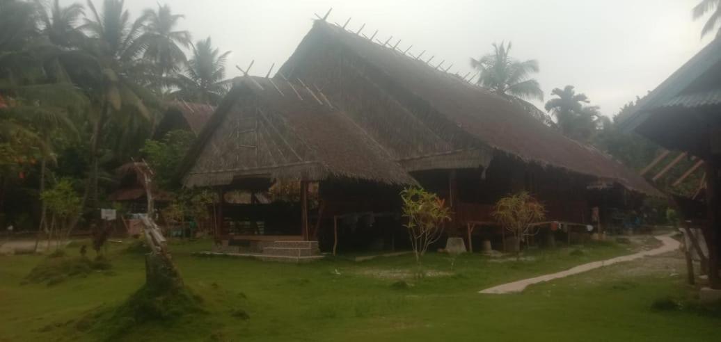 Mentawai Ebay Playground Surfcamp Villa Masokut Exterior foto